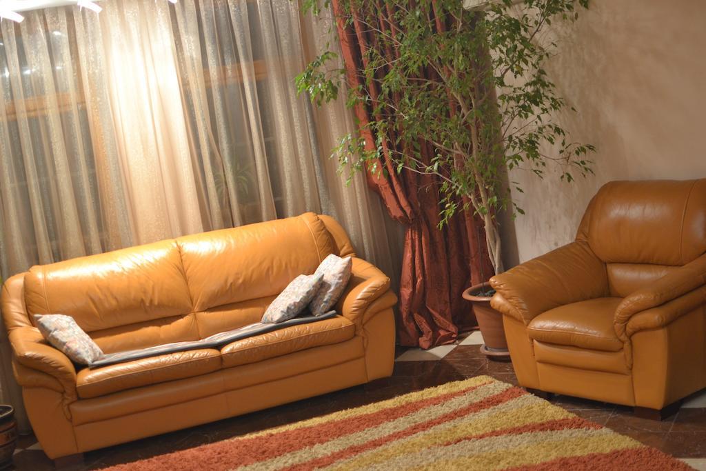 Hotel Home Sweet Home Chisinau Exterior photo