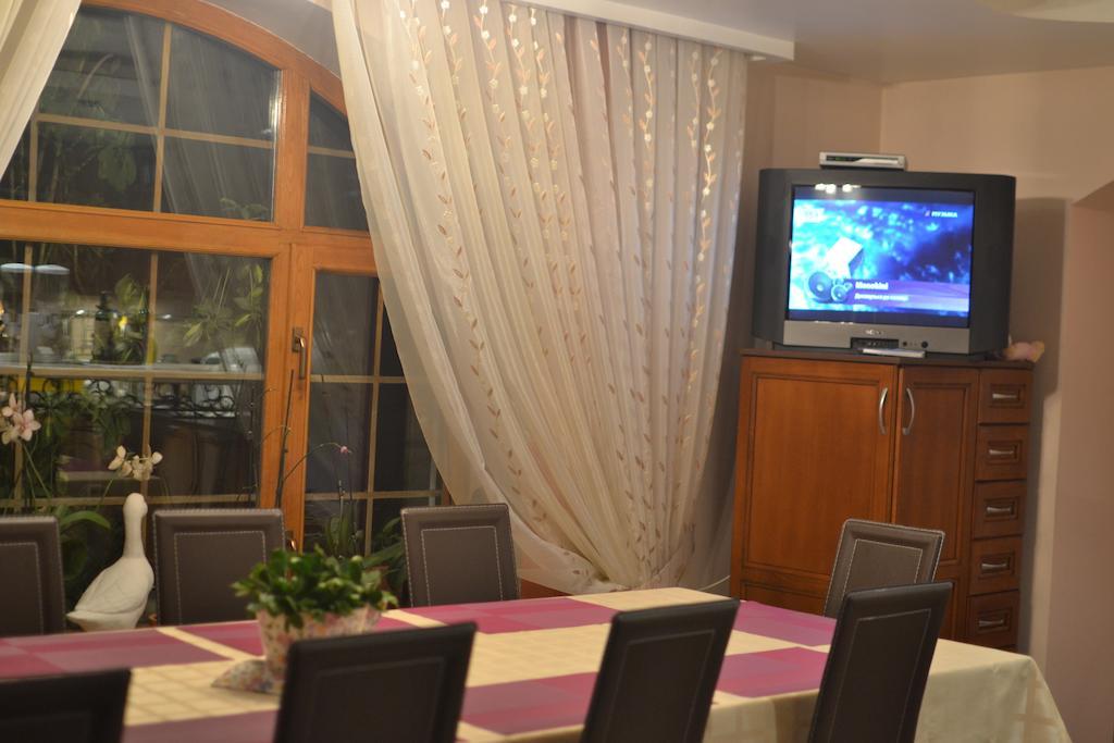 Hotel Home Sweet Home Chisinau Exterior photo