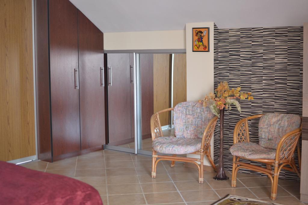 Hotel Home Sweet Home Chisinau Exterior photo